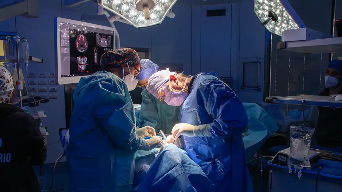 dentista lecco impianti chirurgia protesi
